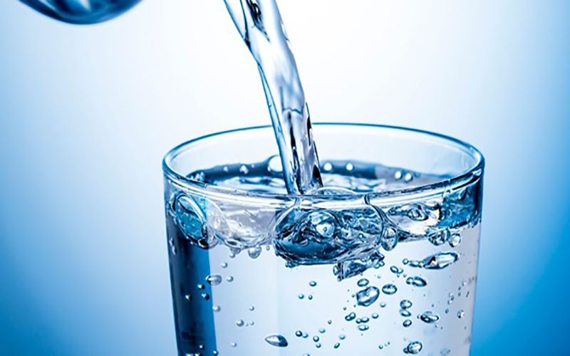 uống nước lọc giúp lọc thận