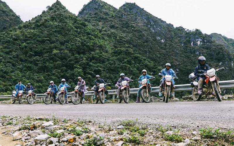 QT Motorbikes and Tours