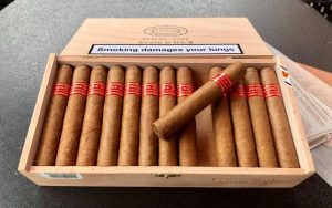 Xì Gà Partagas Puritos
