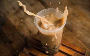 Có thể dùng trà xanh để pha trà sữa không