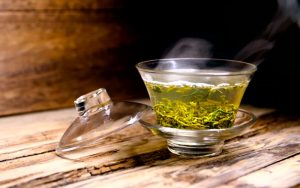 Uống trà thải độc ruột có tốt không