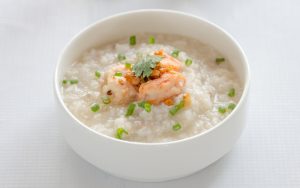 Xây dựng chế độ ăn uống phù hợp sau khi ngộ độc