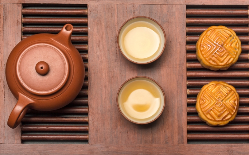 Bí quyết pha trà ngon cho bánh Trung thu thêm tròn vị