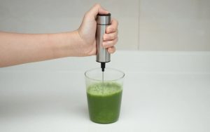 Cách đánh matcha chuyên nghiệp bằng máy đánh bọt