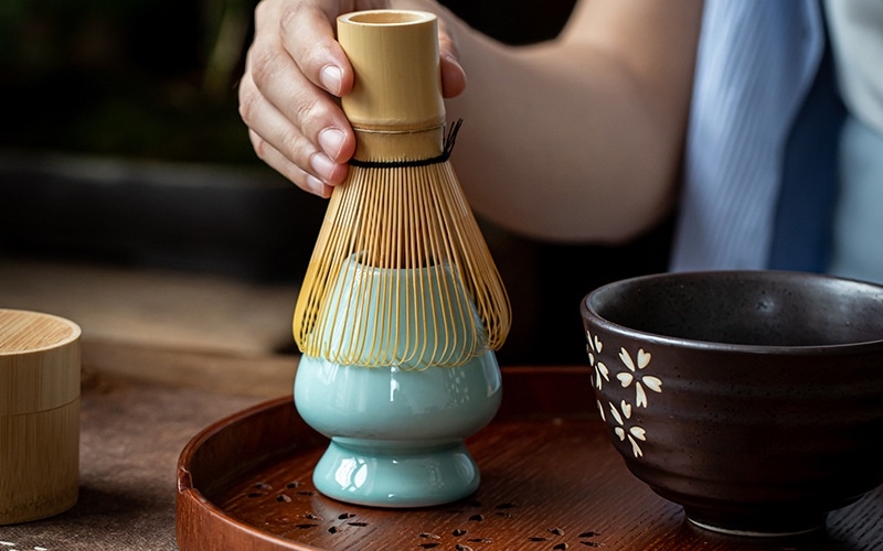 Cách vệ sinh và bảo quản chổi chasen đúng cách