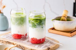 Có thể dùng siro dâu thay cho dâu tươi được không