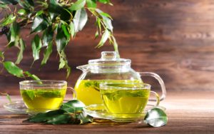 lưu ý khi sử dụng trà xanh