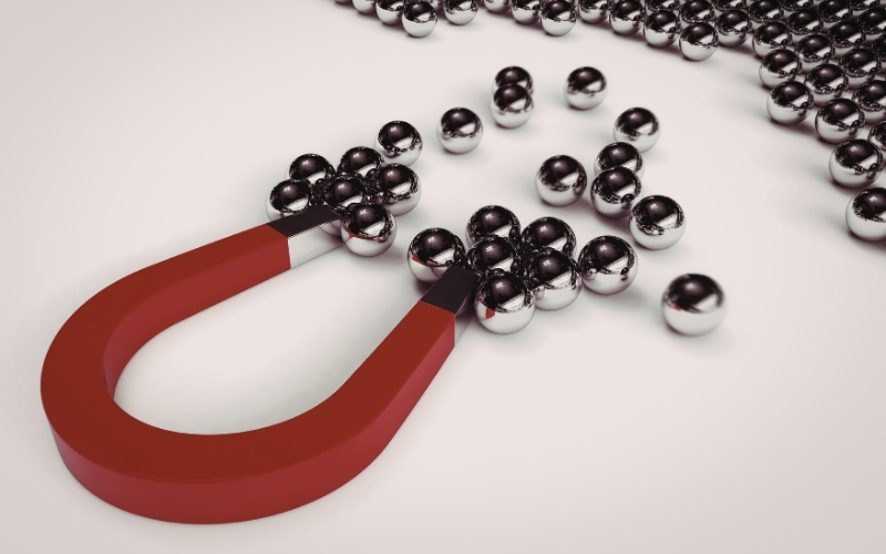 Dùng nam châm kiểm tra vật liệu