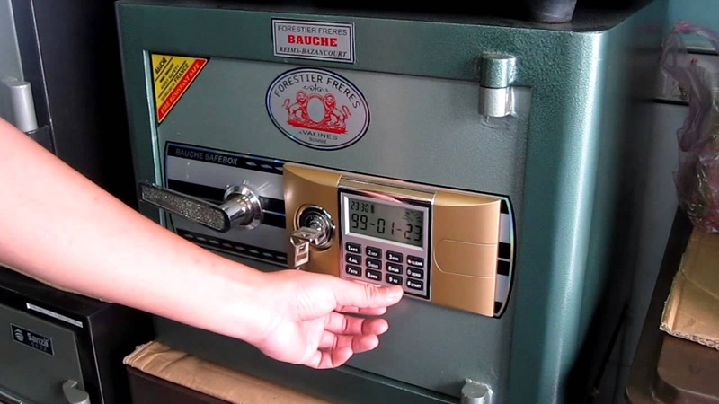 có nên mua két sắt